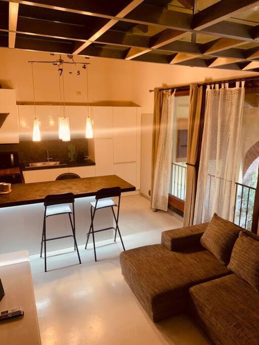 Benvenuti In Casa Peluca! Apartment Mestre Bagian luar foto