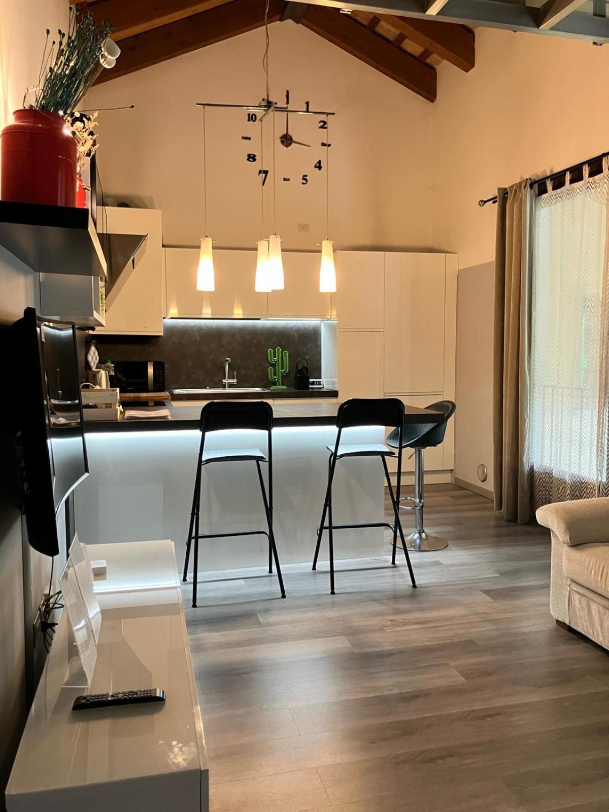 Benvenuti In Casa Peluca! Apartment Mestre Bagian luar foto